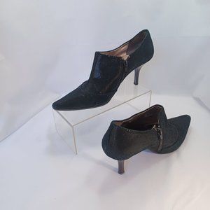 Calvin Klein Dixie Textured SLKY SDE Pointed Toe Bootie Black 9M